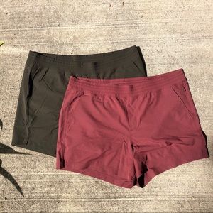 Set of 2 NWOT Old Navy Active Shorts, XL